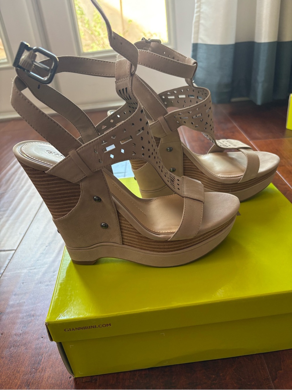 Gianni Bini Women’s Jentrie Beige/Tan Wedge Sandals